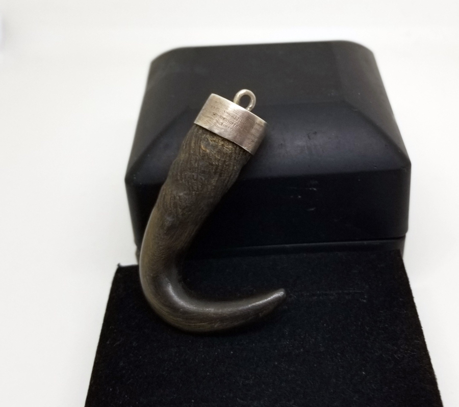 OSMANLI DÖNEMİ DAĞ KEÇİSİ BOYNUZUNDAN YAPILMIŞ ŞAMANİK KOLYE