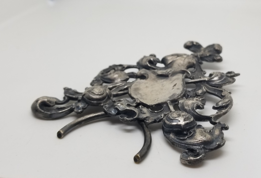 ŞOVALYE GÖRSELLİ ANTİKA ZARF AÇACAĞI STANDI