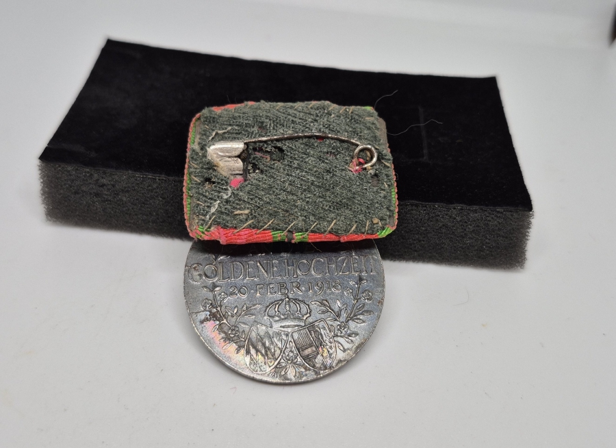 1918 TARİHLİ ALTIN EVLİLİK YILDÖNÜMÜ MADALYASI