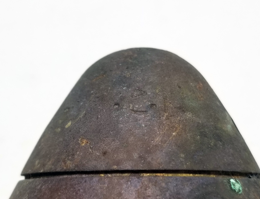 ÜZERİ OSMANLICA YAZILI 1. DÜNYA SAVAŞI DÖNEMİ TOP MERMİSİ BAŞLIĞI