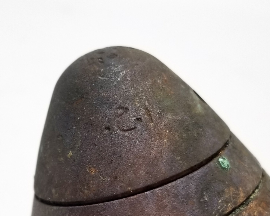 ÜZERİ OSMANLICA YAZILI 1. DÜNYA SAVAŞI DÖNEMİ TOP MERMİSİ BAŞLIĞI