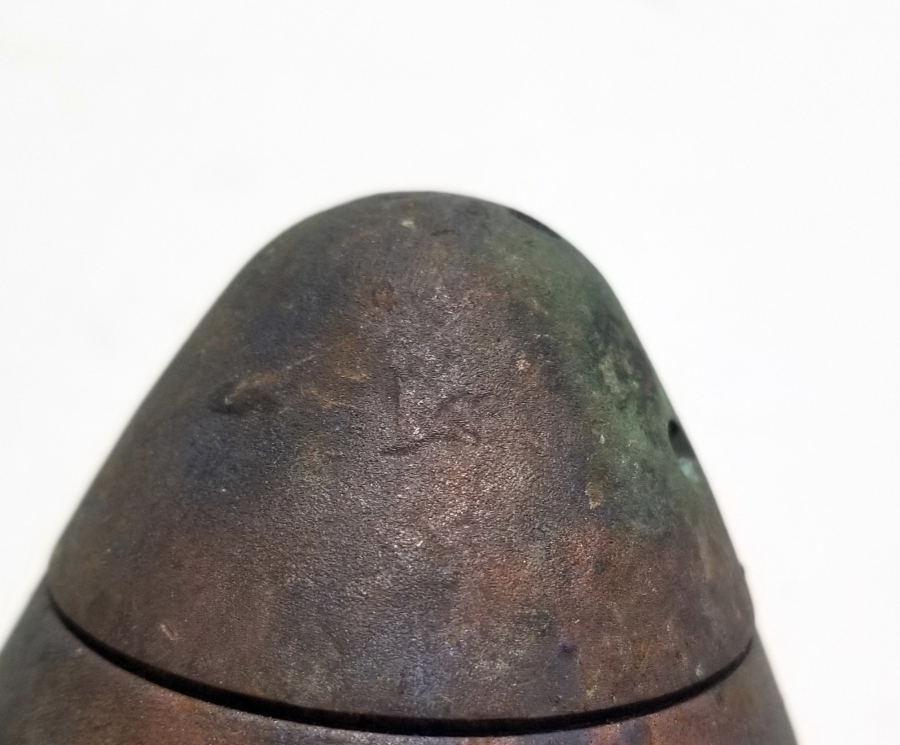 ÜZERİ OSMANLICA YAZILI 1. DÜNYA SAVAŞI DÖNEMİ TOP MERMİSİ BAŞLIĞI