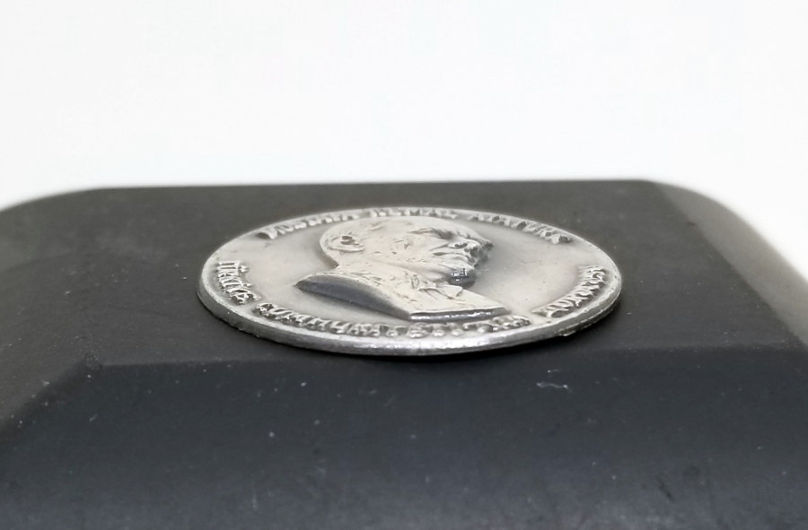 ANTİKA GÜMÜŞ ATATÜRK ROZETİ