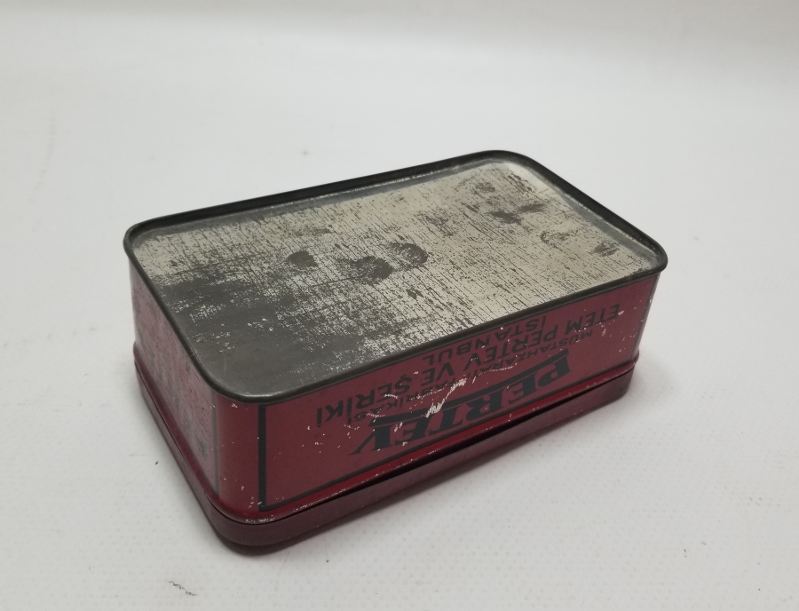 ANTİKA METAL PERTEV İLAÇ KUTUSU