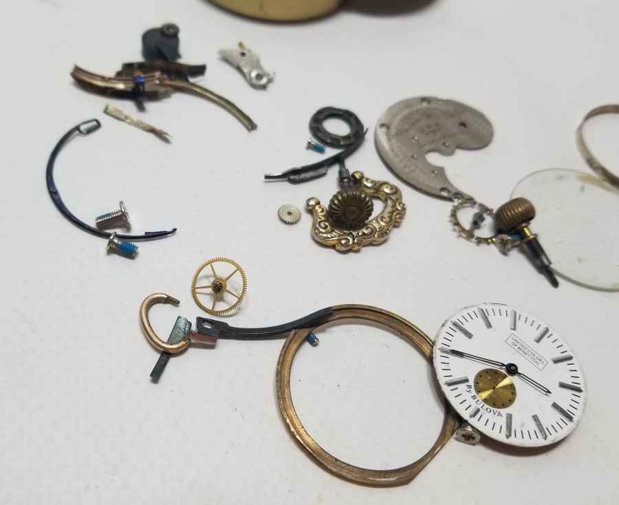 ANTİKA SAAT PARÇALARI LOTU