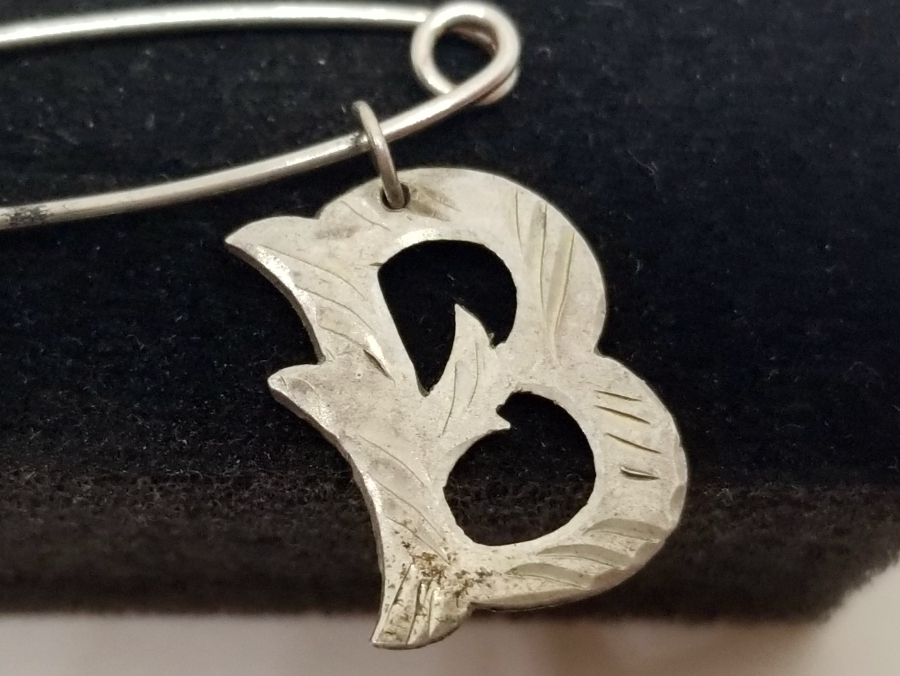 ÜZERİ KALEM İŞÇİLİKLİ GÜMÜŞ DOĞDULUK HEDİYESİ