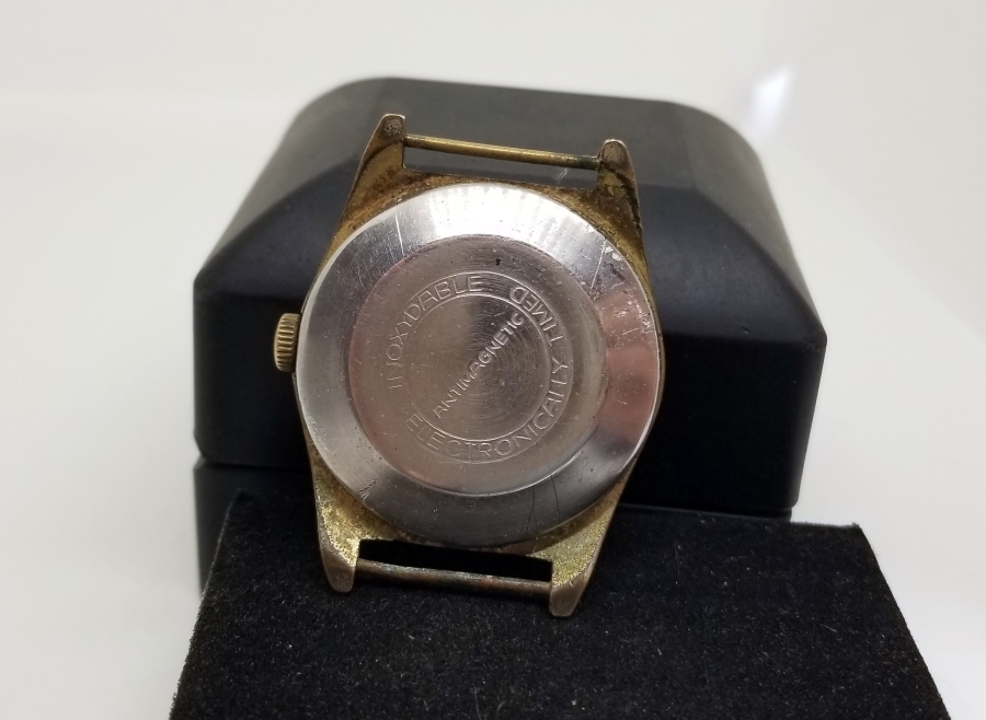 RUHLA MARKA ANTİKA KURMALI KOL SAATİ