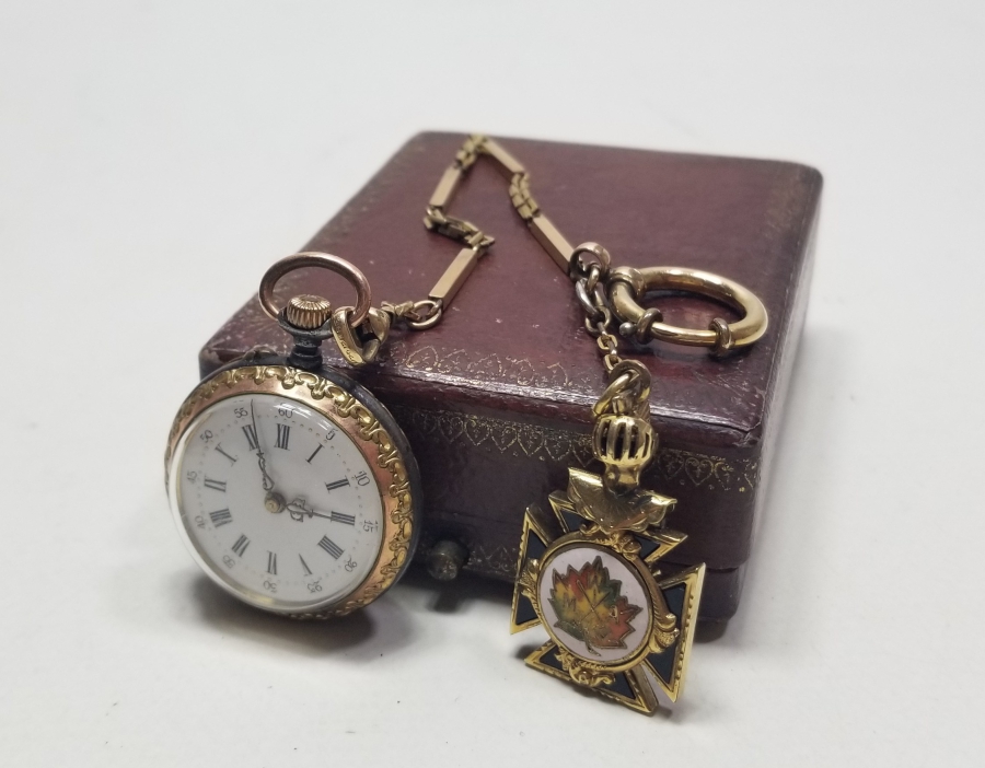 ORİJİNAL KÖSTEĞİ İLE ORİJİNAL KUTUSUNDA OSMANLI DÖNEMİ CEP SAATİ