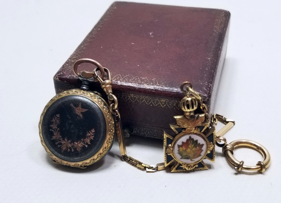 ORİJİNAL KÖSTEĞİ İLE ORİJİNAL KUTUSUNDA OSMANLI DÖNEMİ CEP SAATİ