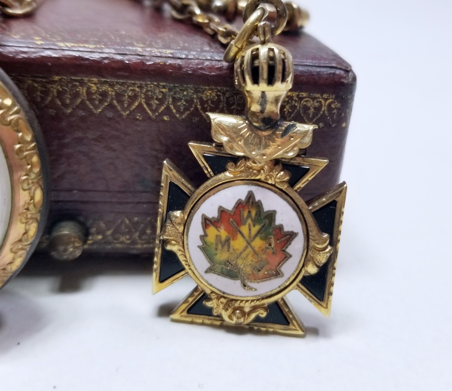 ORİJİNAL KÖSTEĞİ İLE ORİJİNAL KUTUSUNDA OSMANLI DÖNEMİ CEP SAATİ