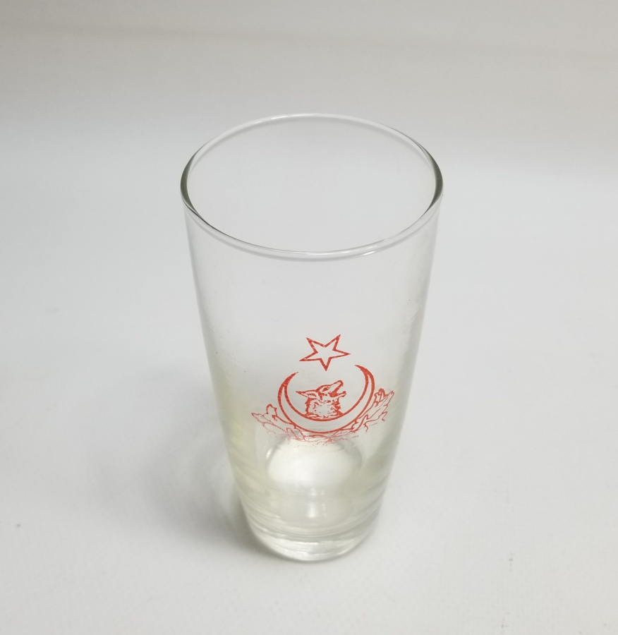 CUMHURİYET BAŞLARI ÇOK NADİR ÜZERİ BOZKURT VE AY YILDIZLI BARDAK