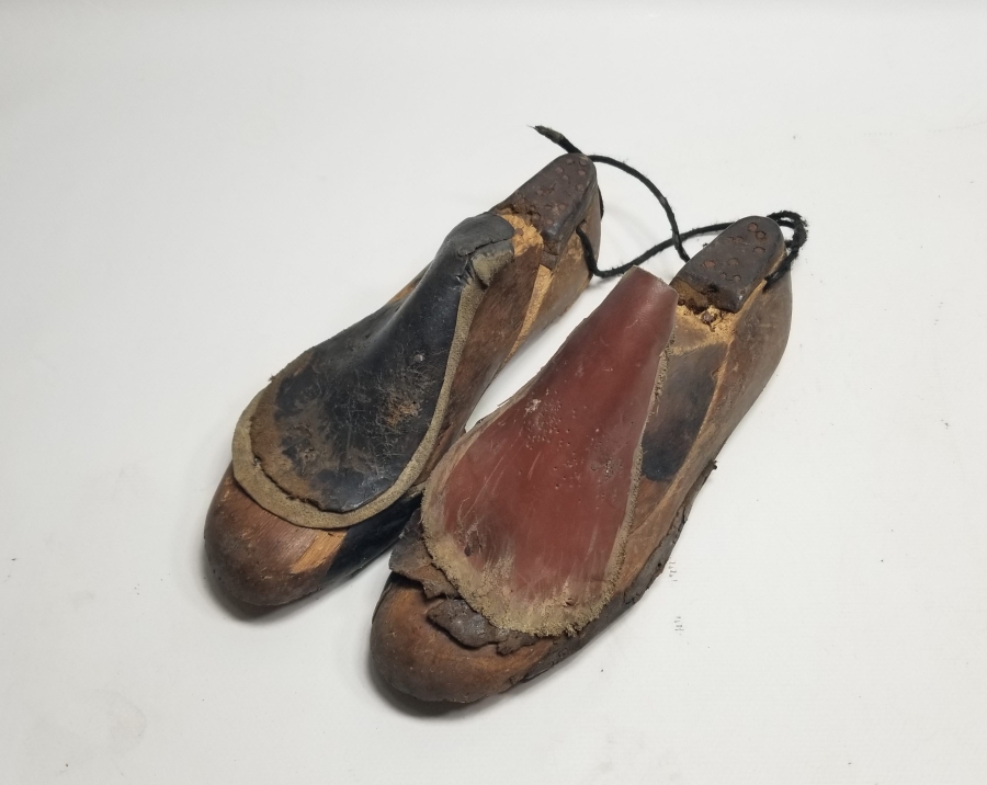 OSMANLI DÖNEMİ EL YAPIMI AHŞAP AYAKKABICI KALIBI