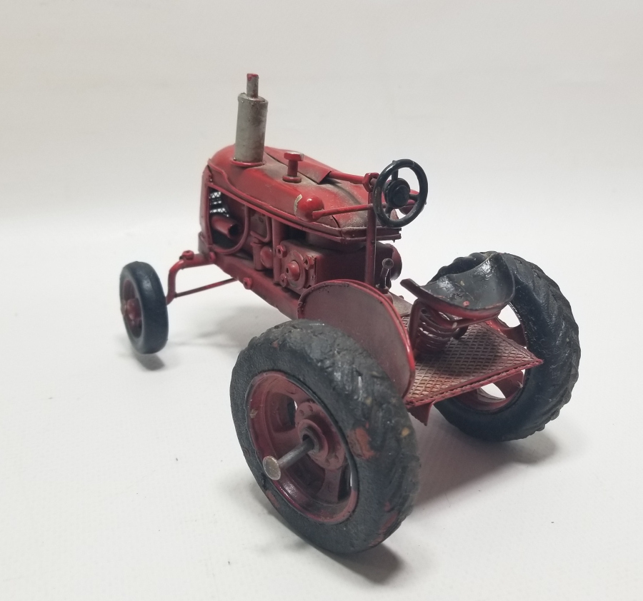 ANTİKA METAL TRAKTÖR MAKETİ