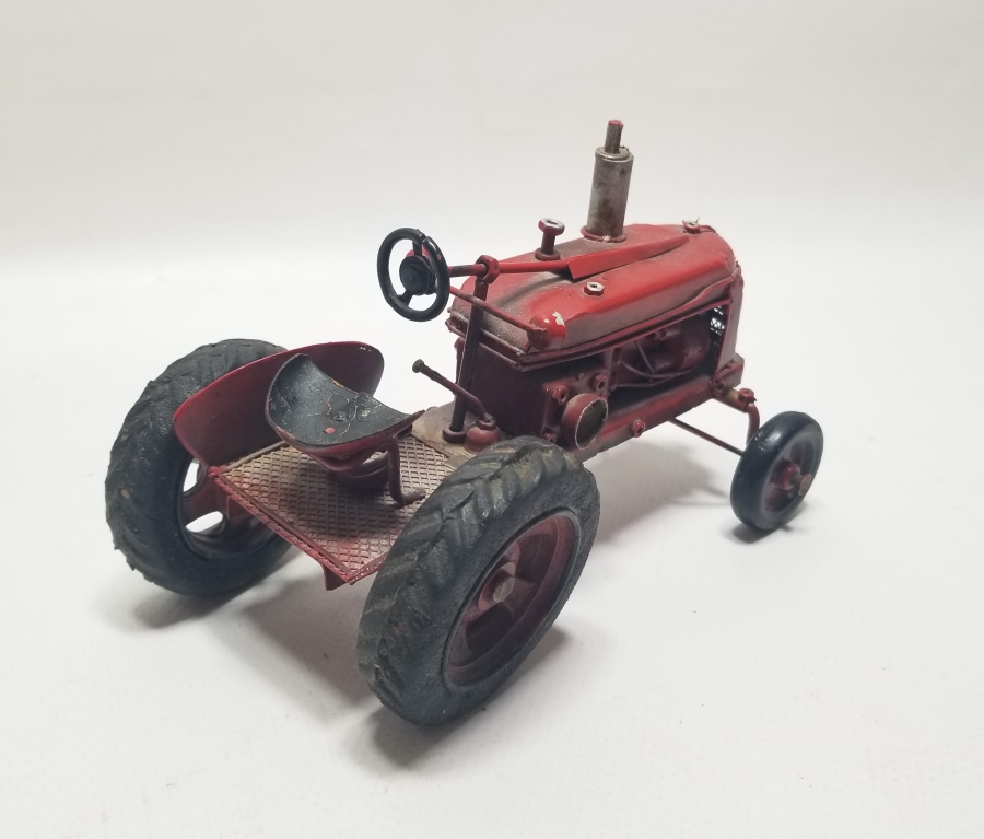 ANTİKA METAL TRAKTÖR MAKETİ