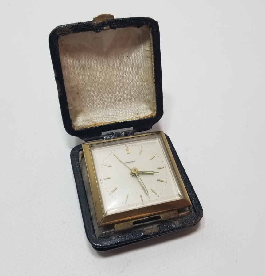 DUGENA MARKA ANTİKA KURMALI SEYAHAT SAATİ