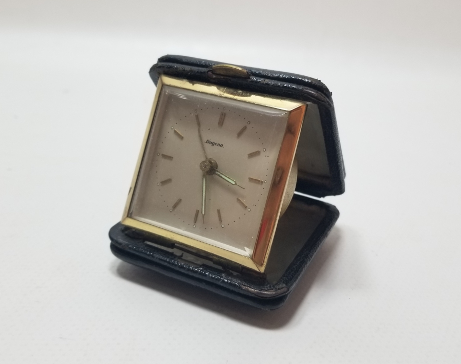 DUGENA MARKA ANTİKA KURMALI SEYAHAT SAATİ