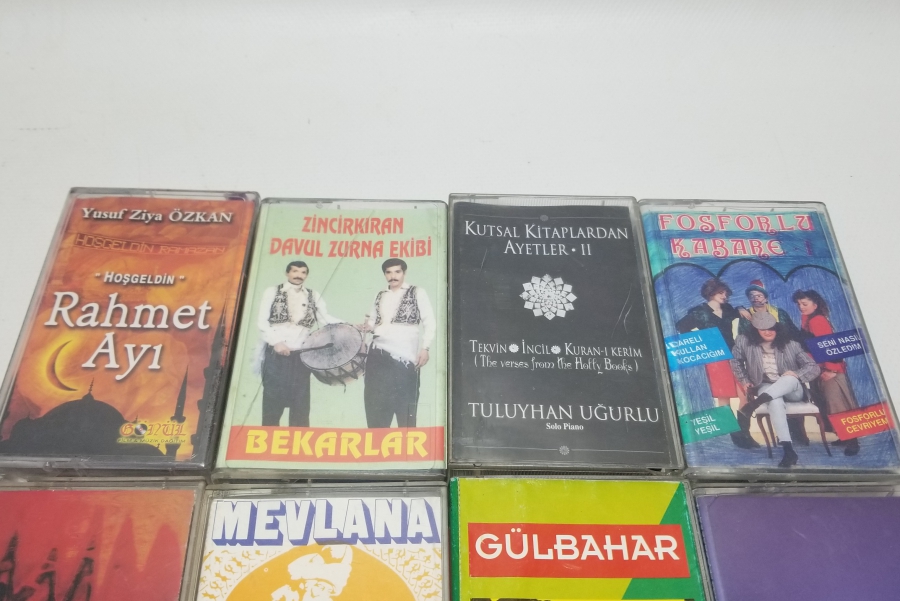 İÇLERİ DOLU NOSTALJİK KASET LOTU