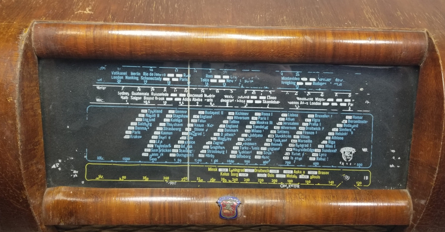 AHŞAP KASA BÜYÜK BOY ANTİKA RADYO