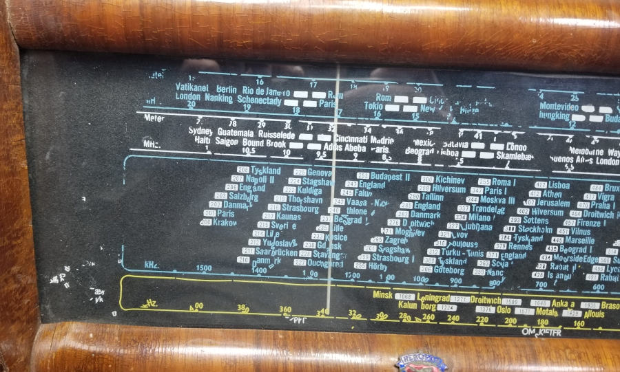 AHŞAP KASA BÜYÜK BOY ANTİKA RADYO