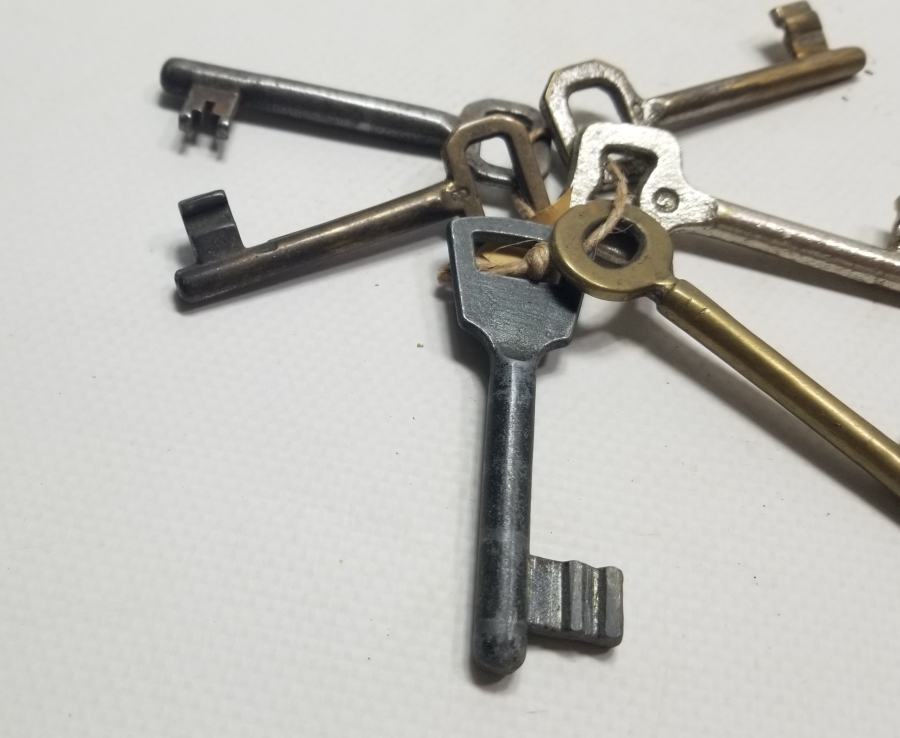 ANTİKA ANAHTAR LOTU