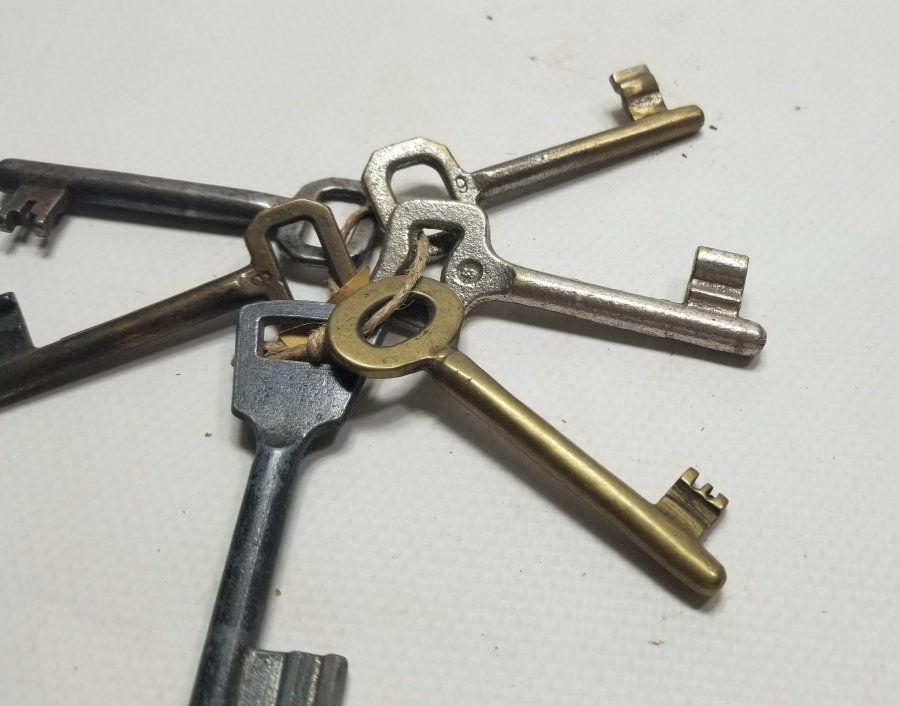 ANTİKA ANAHTAR LOTU