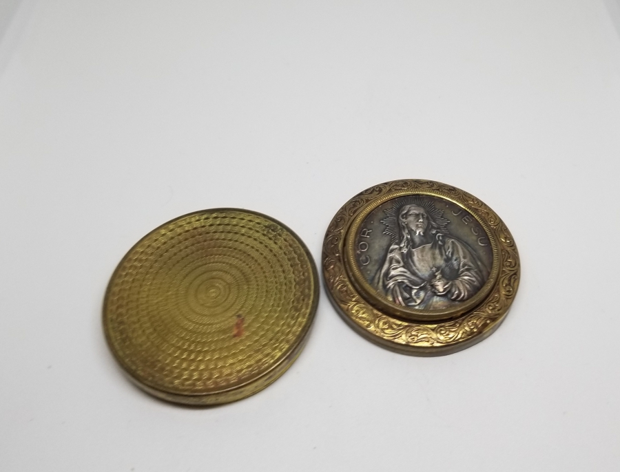 HZ İSA GÖRSELLİ GÜMÜŞ APLİKLİ ANTİKA KAPAKLI KUTU