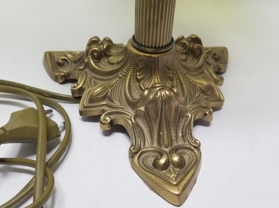 ANTİKA FRANSIZ GAZ LAMBASI FORMUNDA GECE LAMBASI