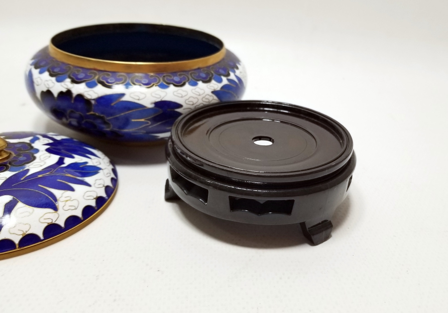 MİNE İŞÇİLİKLİ ANTİKA KAPAKLI ŞEKERLİK