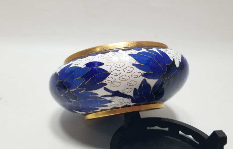 MİNE İŞÇİLİKLİ ANTİKA KAPAKLI ŞEKERLİK