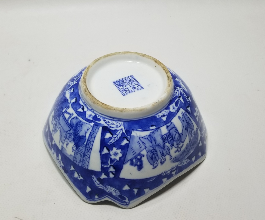 ALTI DAMGALI ANTİKA UZAKDOĞU PORSELEN KASE