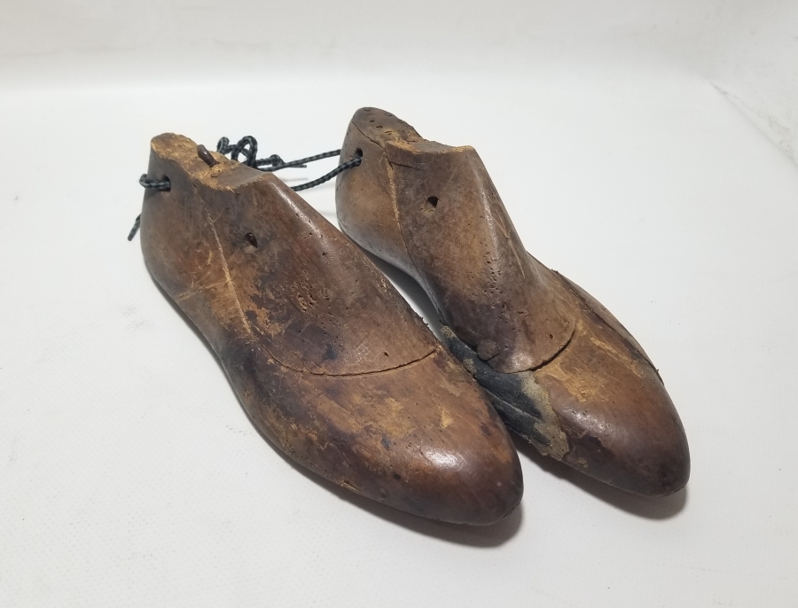 OSMANLI DÖNEMİ EL YAPIMI AHŞAP AYAKKABICI KALIBI