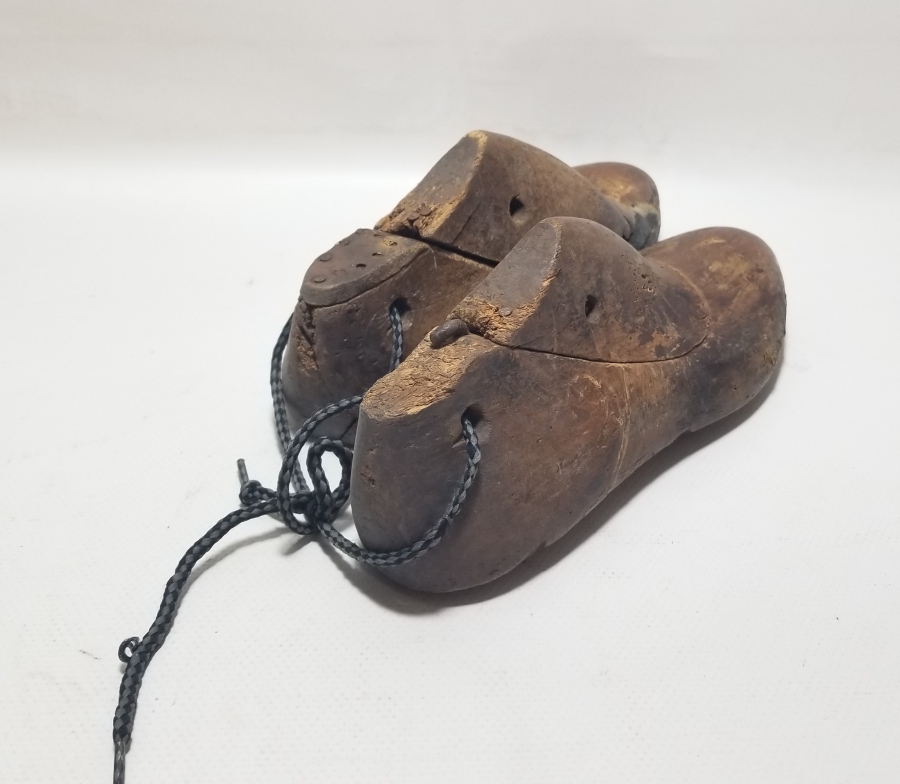 OSMANLI DÖNEMİ EL YAPIMI AHŞAP AYAKKABICI KALIBI