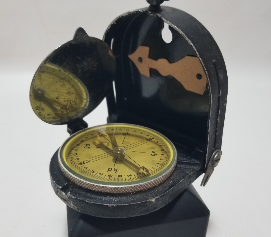 KORE SAVAŞI DÖNEMİ ANTİKA ASKERİ PUSULA