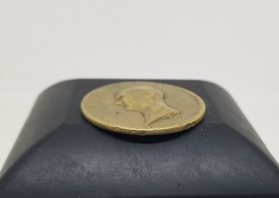 NADİR 10. YIL MADALYONU