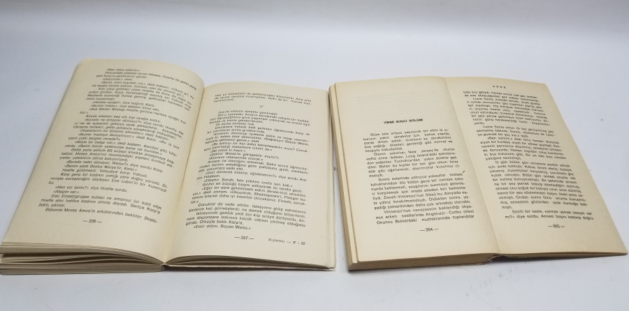 1970LERDEN İKİ ADET KİTAP