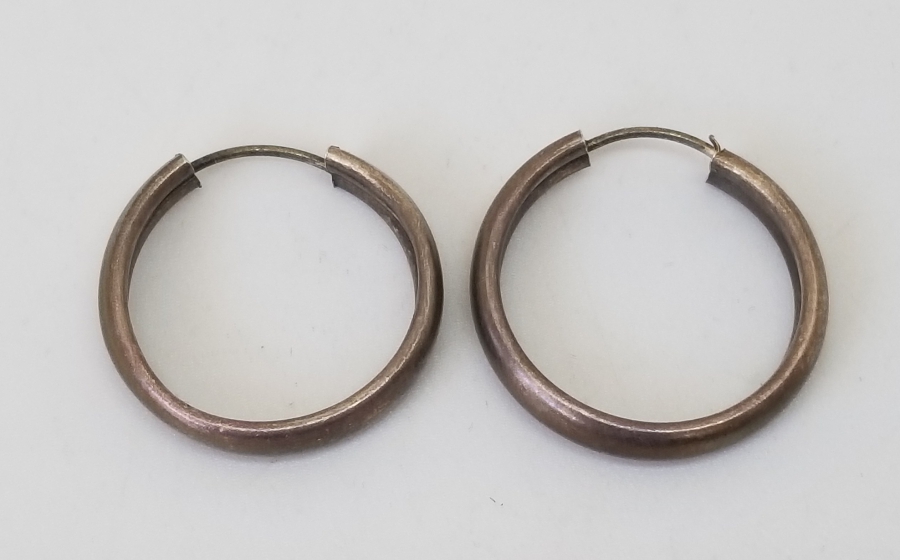 GÜMÜŞ HALKA KÜPE