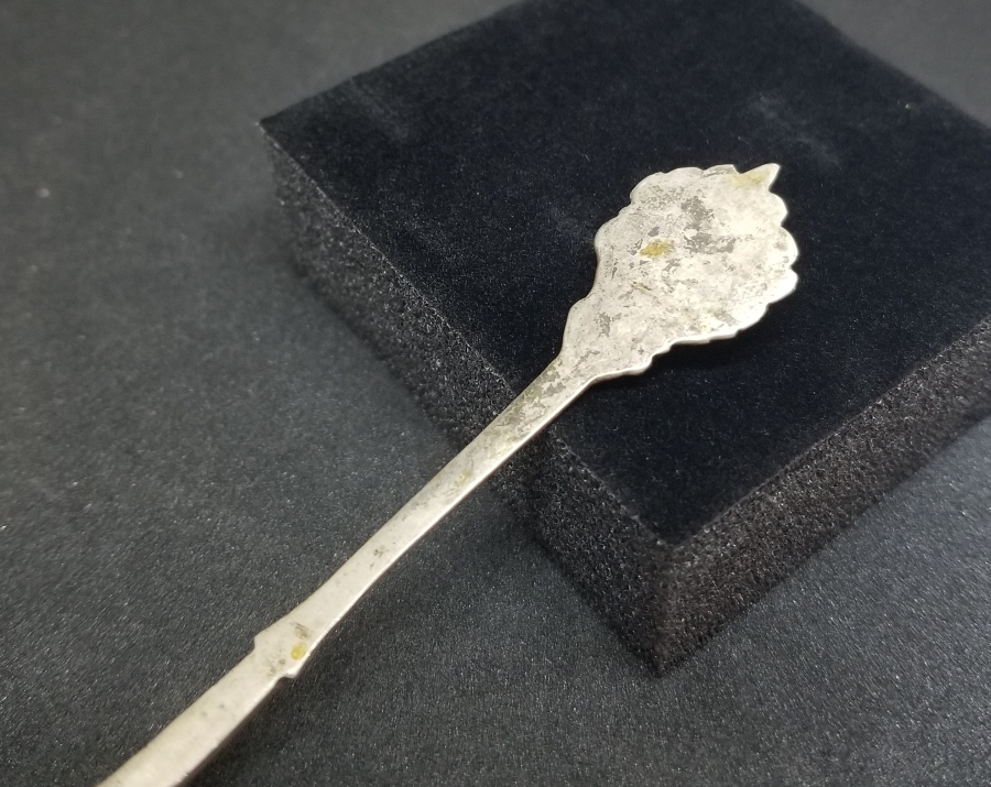 MİNE İŞÇİLİKLİ VE AY YILDIZLI ANTİKA GÜMÜŞ KAŞIK