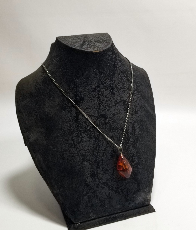 İÇİ BİTKİ FOSİLLİ ANTİKA DAMLA KEHRİBAR GERDANLIK