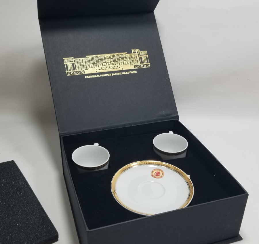 TBMM HATIRASI ALTIN VARAKLI ÇİFT FİNCAN TAKIMI