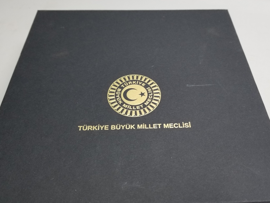 TBMM HATIRASI ALTIN VARAKLI ÇİFT FİNCAN TAKIMI
