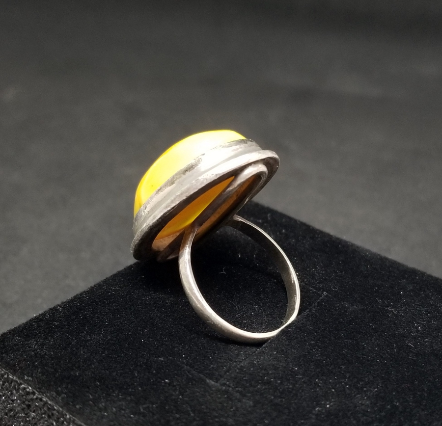 KAYA DAMLA KEHRİBARDAN ÖZEL YAPIM GÜMÜŞ YÜZÜK