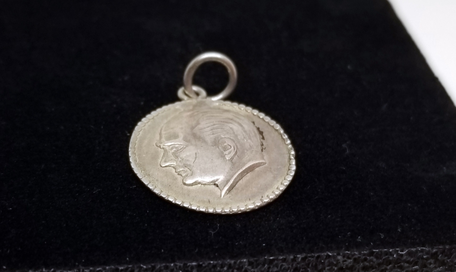 ANTİKA GÜMÜŞ ATATÜRK GÖRSELLİ KOLYE