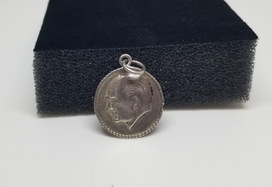 ANTİKA GÜMÜŞ ATATÜRK GÖRSELLİ KOLYE