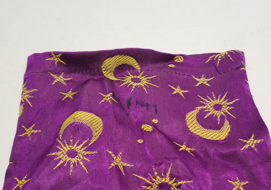 ÜZERİ AY YILDIZ FİGÜRLÜ OSMANLI DÖNEMİ BURSA YAPIMI BÜYÜK BOY İPEK KESE