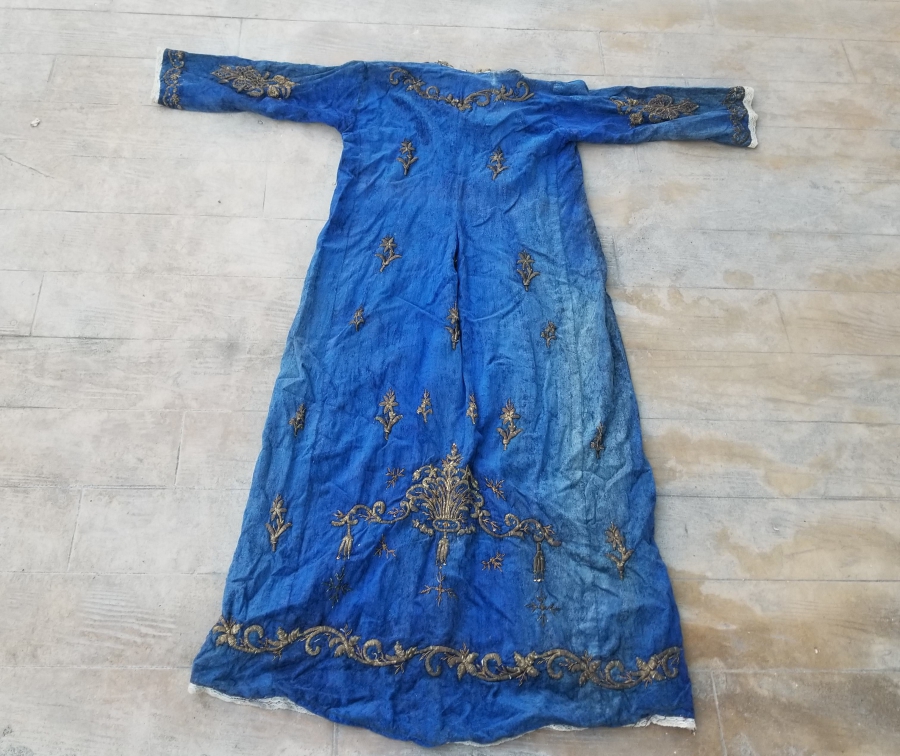 OSMANLI DÖNEMİ İPEK KADİFE BİNDALLI ELBİSE