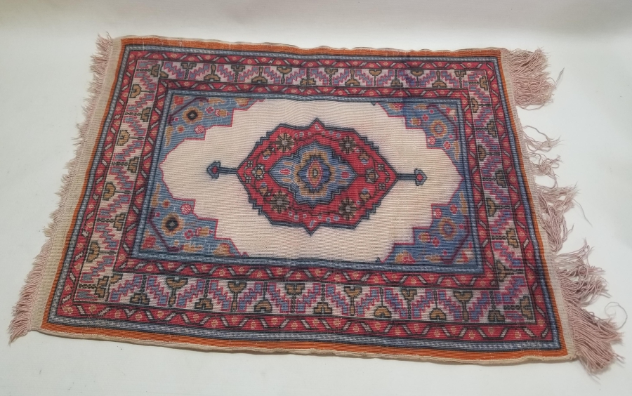 EL DOKUMA ANTİKA KAYSERİ İPEK ÇOCUK SECCADESİ