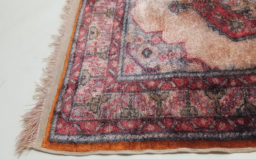 EL DOKUMA ANTİKA KAYSERİ İPEK ÇOCUK SECCADESİ