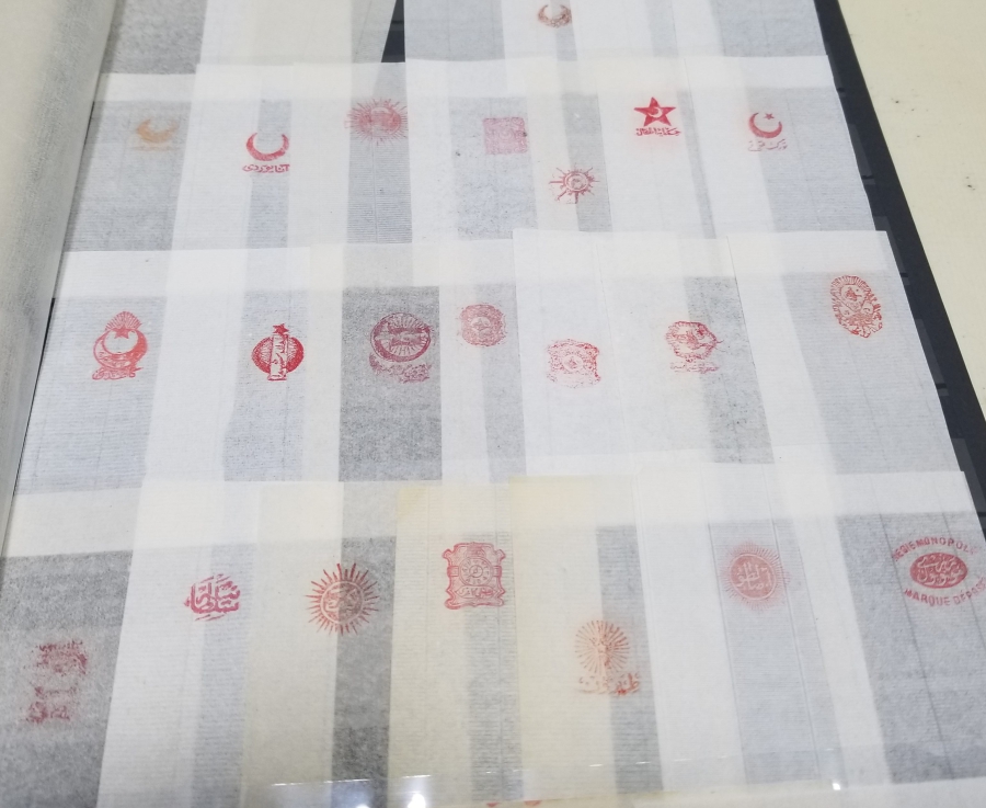 OSMANLI DÖNEMİ NADİR KAĞITLARDAN OLUŞAN NADİR HAZIR SİGARA KAĞIDI KOLEKSİYONU