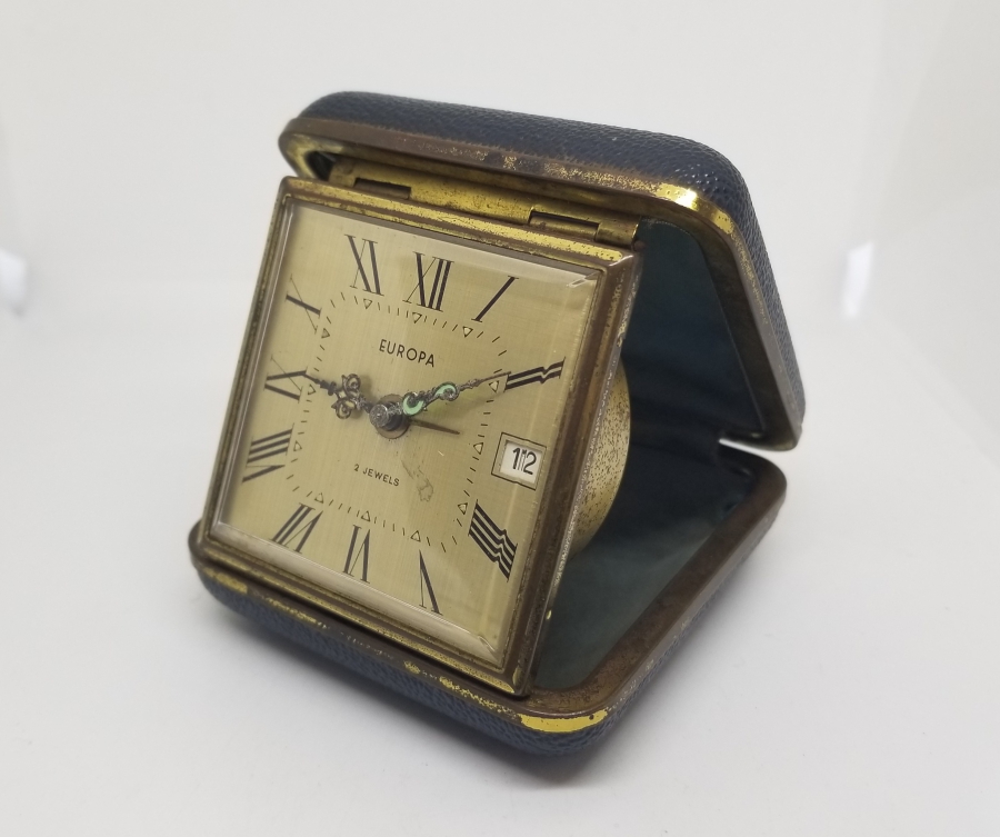 EUROPA MARKA ANTİKA KURMALI SEYAHAT SAATİ