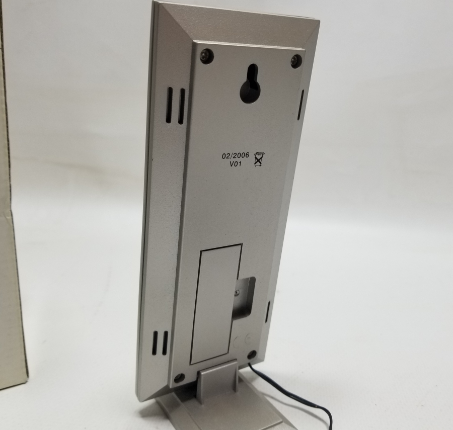 ORİJİNAL KUTUSUNDA 1990LARDAN SAATLİ TERMOMETRE